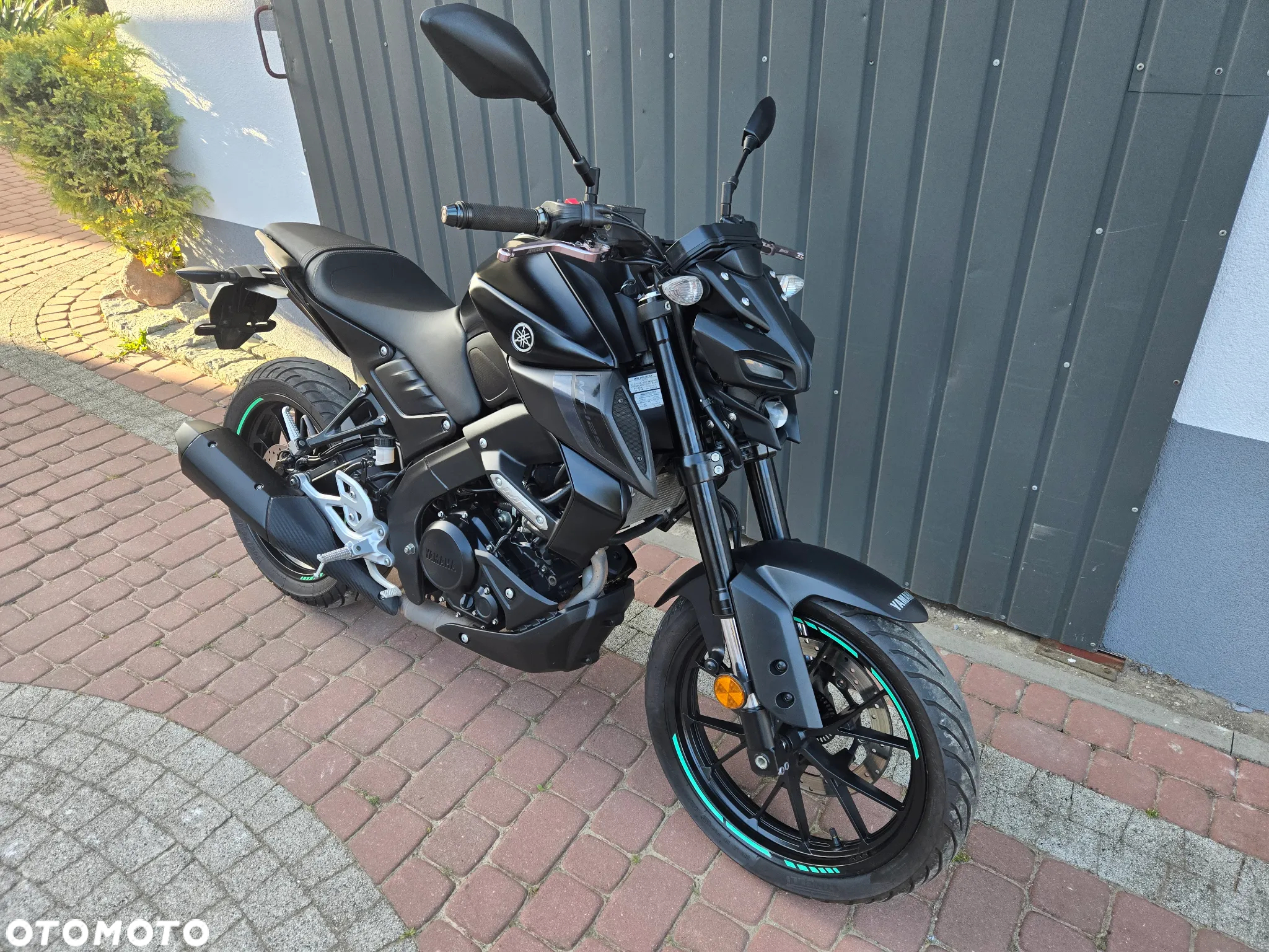 Yamaha MT - 3