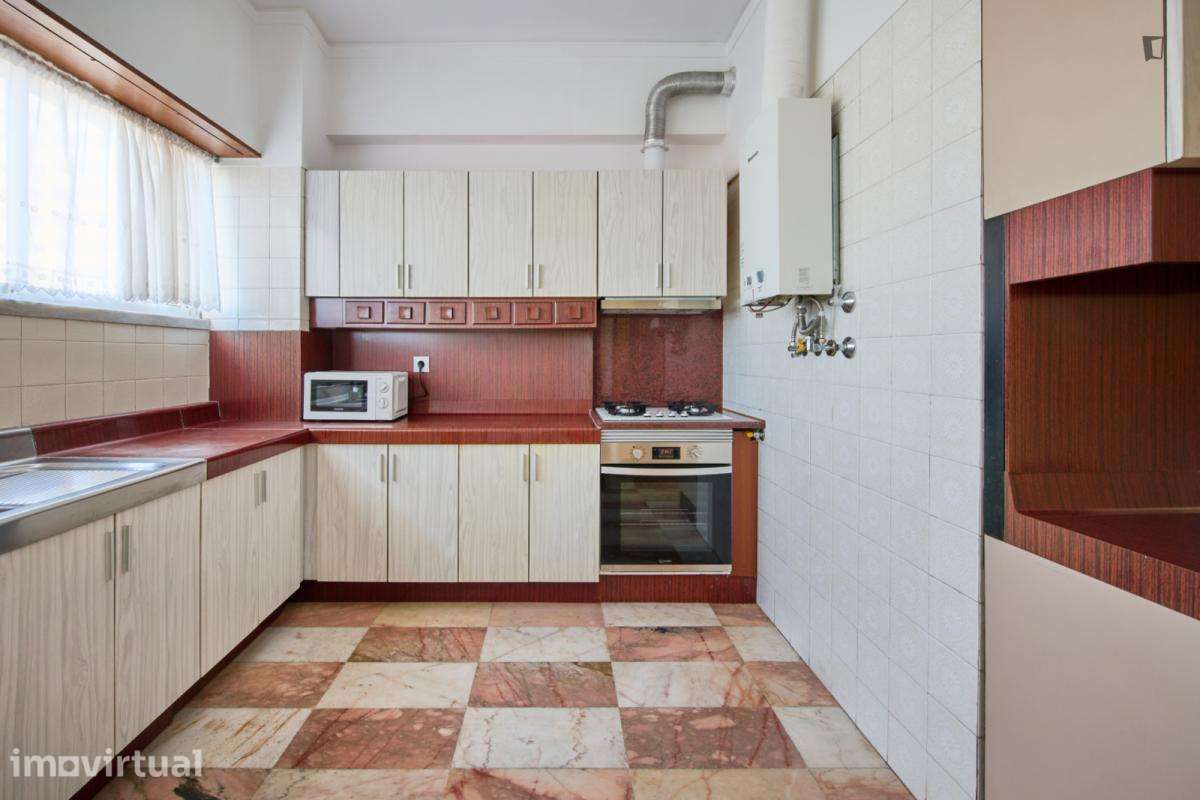 Quarto - localizado em Alvalade Lisbon - Grande imagem: 4/60