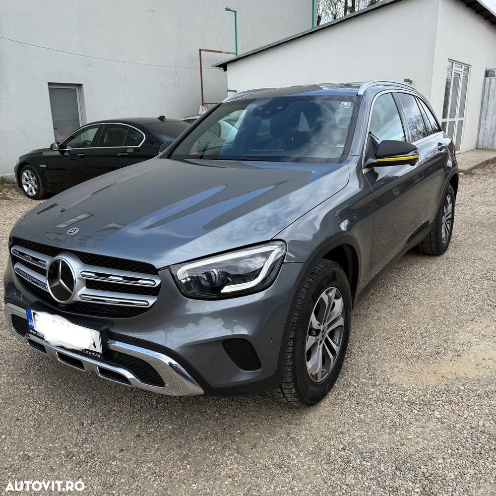 Mercedes-Benz GLC 300 d 4MATIC 9G-TRONIC - 4