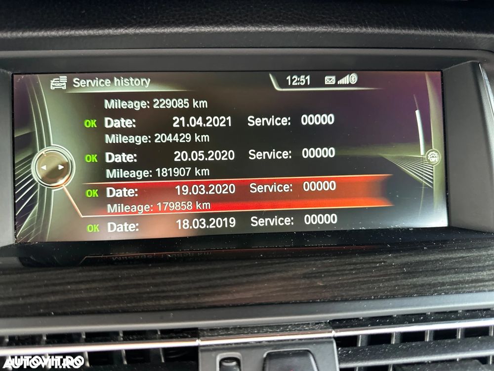 BMW Seria 5 525d xDrive AT - 14