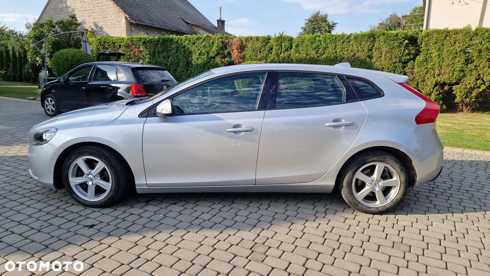 Volvo V40 D2 Kinetic - 5