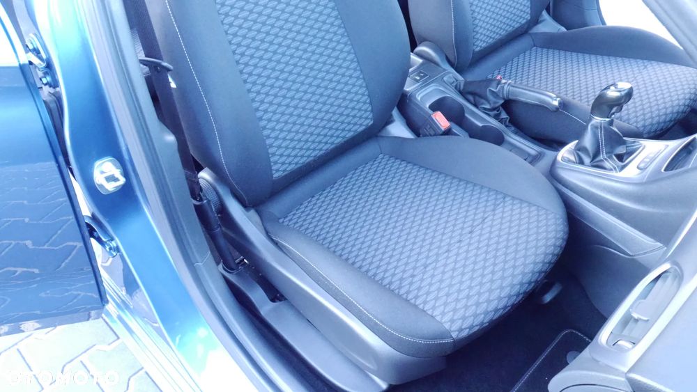 Opel Astra 1.4 Turbo Dynamic - 30