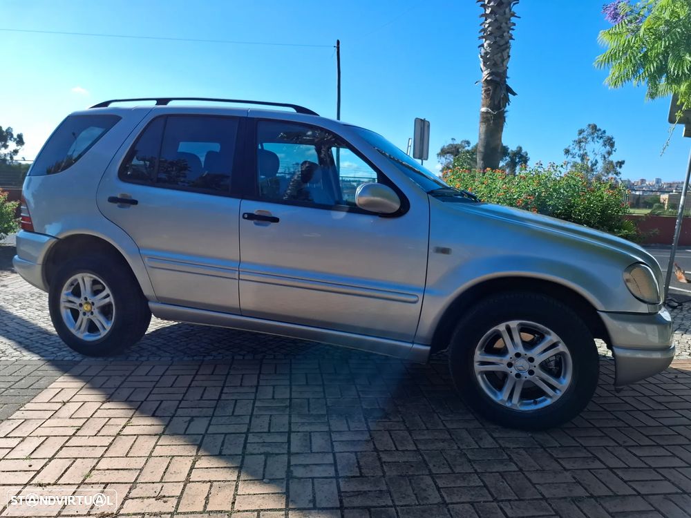 Mercedes-Benz ML 270 - 2