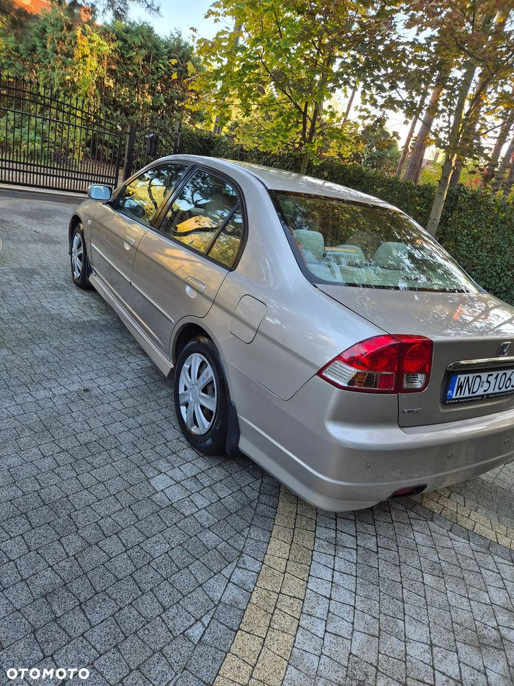 Honda Civic - 4