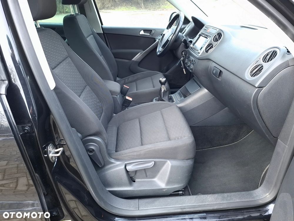 Volkswagen Tiguan 2.0 TDI DPF 4Motion Sport & Style - 24