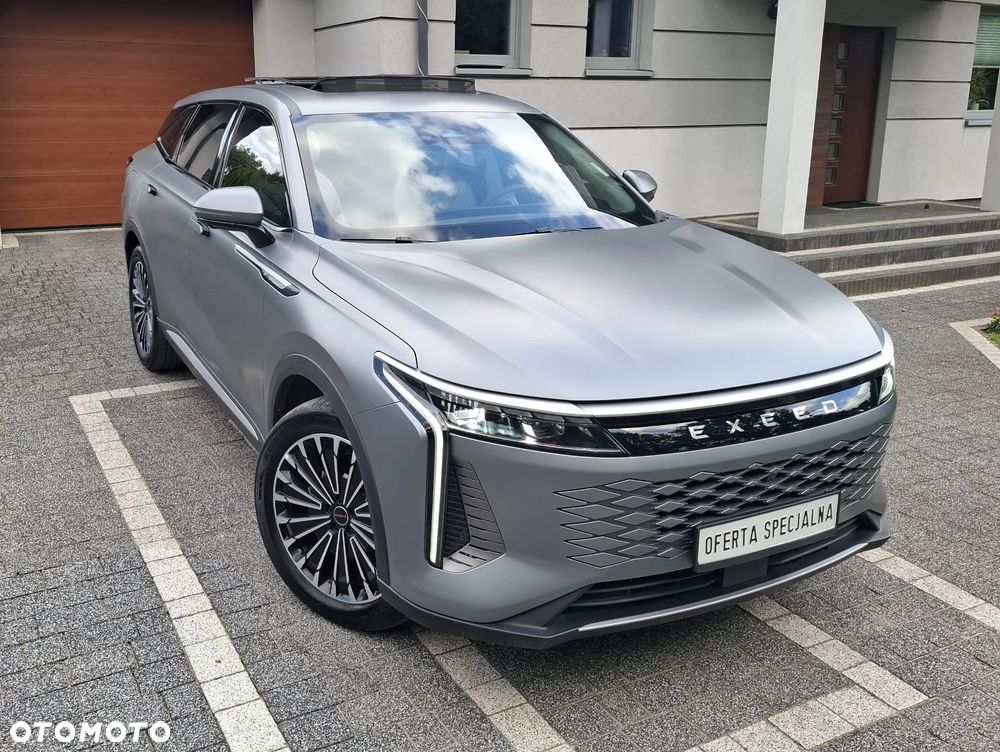 Omoda 9 1.5 Super Hybrid Exclusive AWD - 12