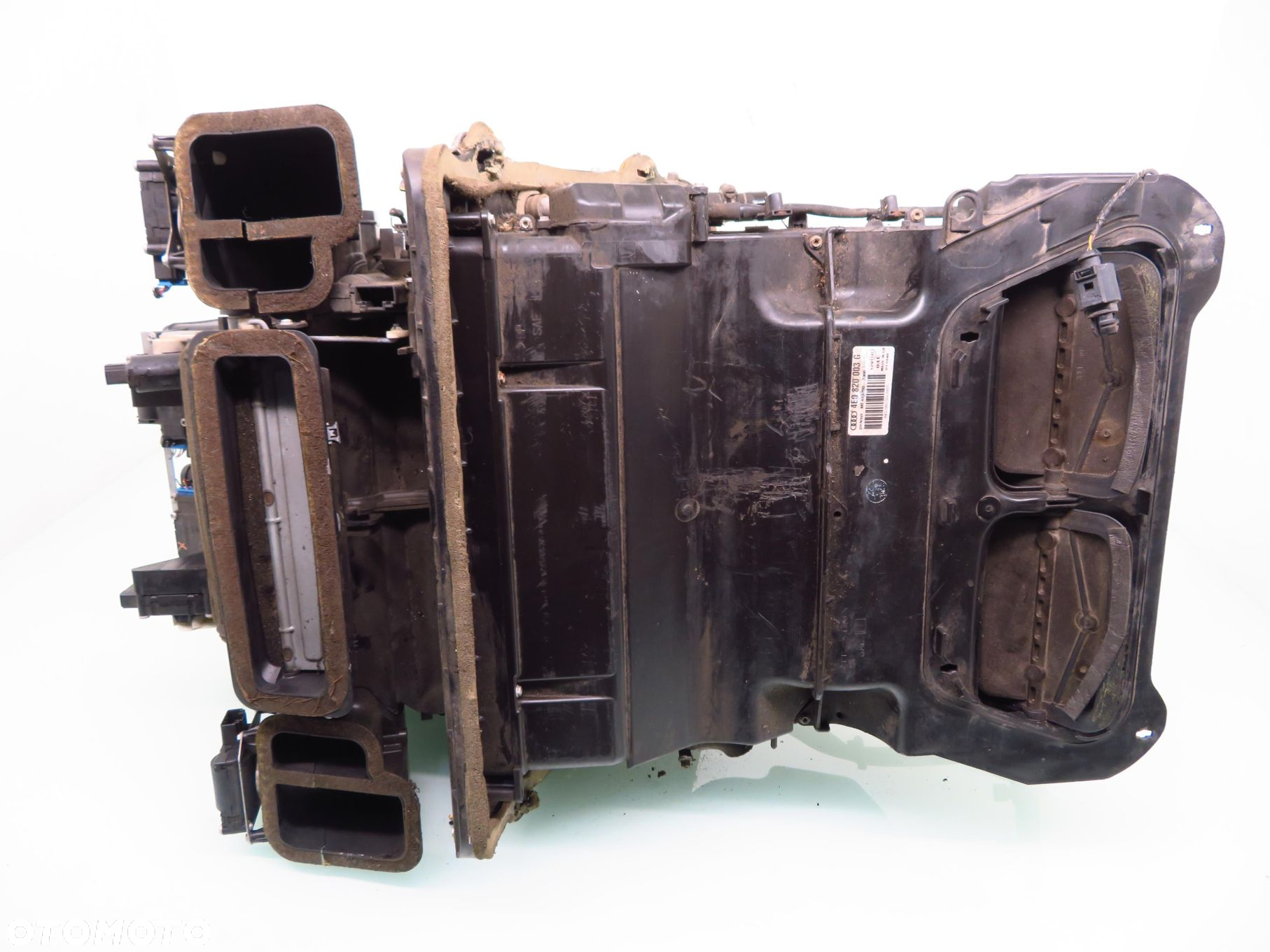 NAGRZEWNICA WODY AUDI A8 D3 4E0820003G 0132801323 - 5