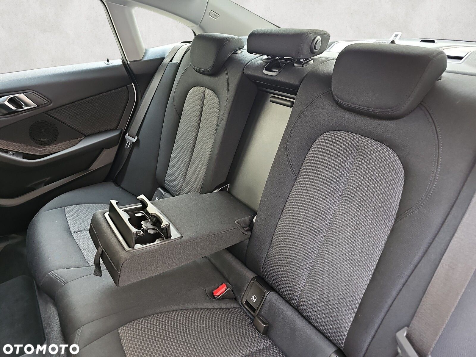BMW Seria 2 - 24