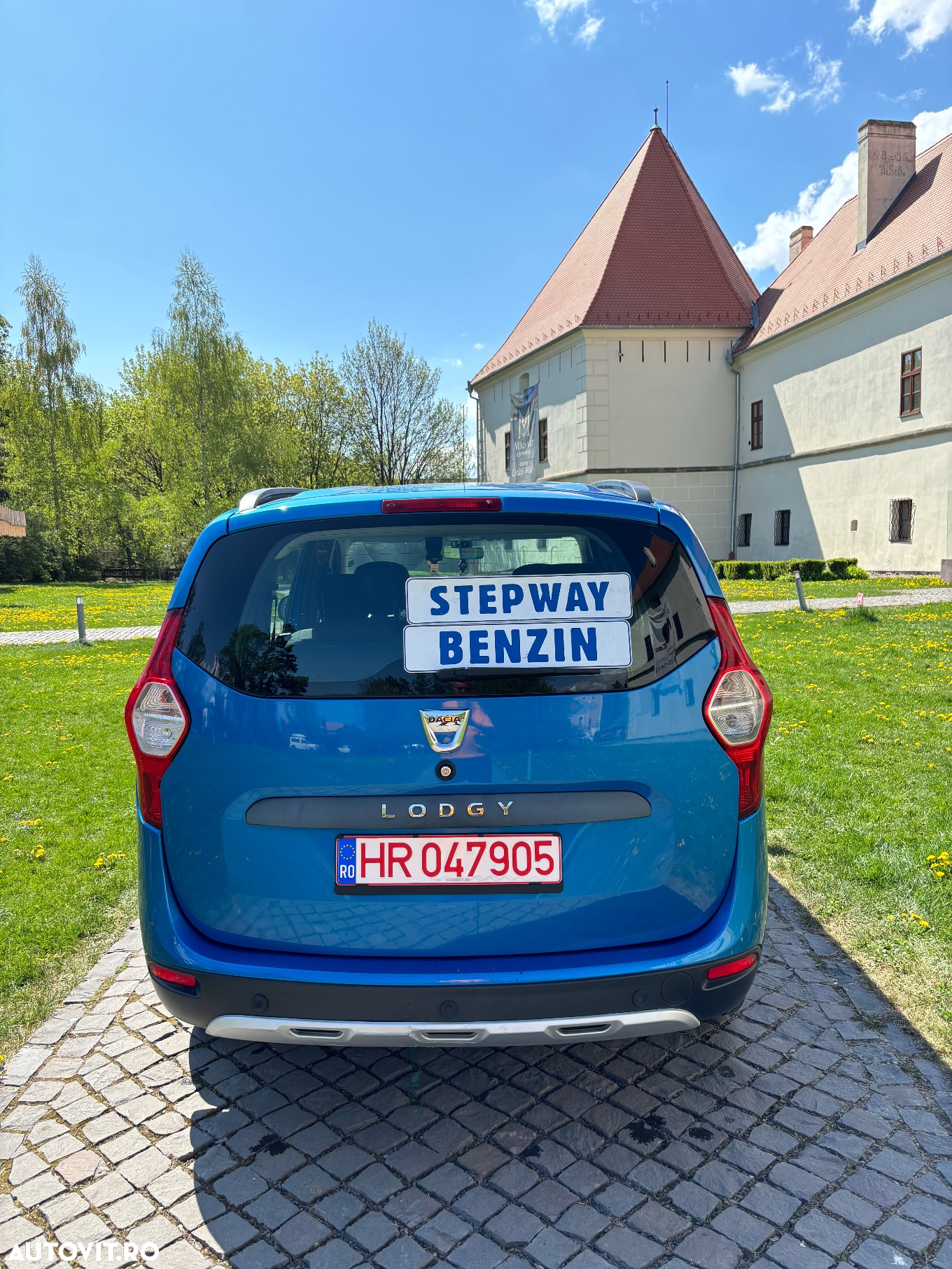 Dacia Lodgy 1.2 TCe Stepway - 11
