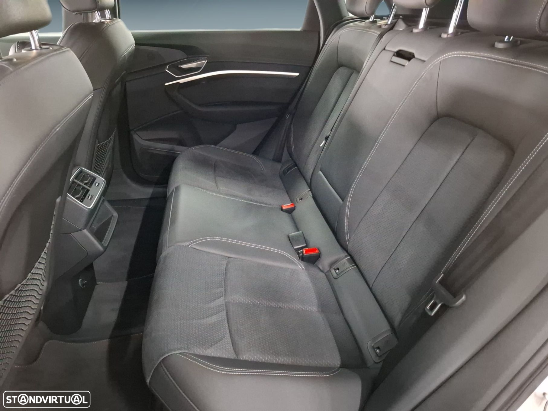Audi e-tron 55 quattro S line - 14