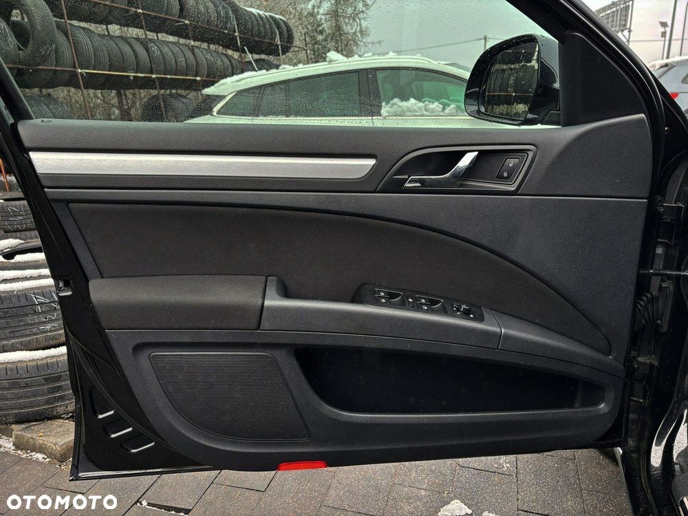 Skoda Superb 2.0 TDI DSG Exclusive - 11