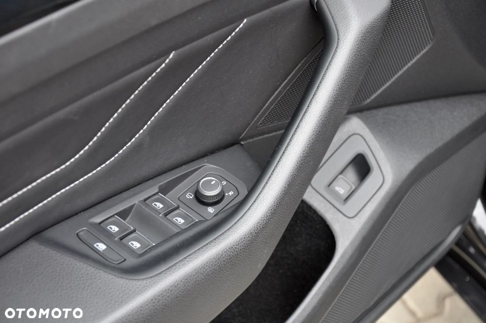 Volkswagen Arteon Shooting Brake 2.0 TDI SCR 4Motion DSG Elegance - 28