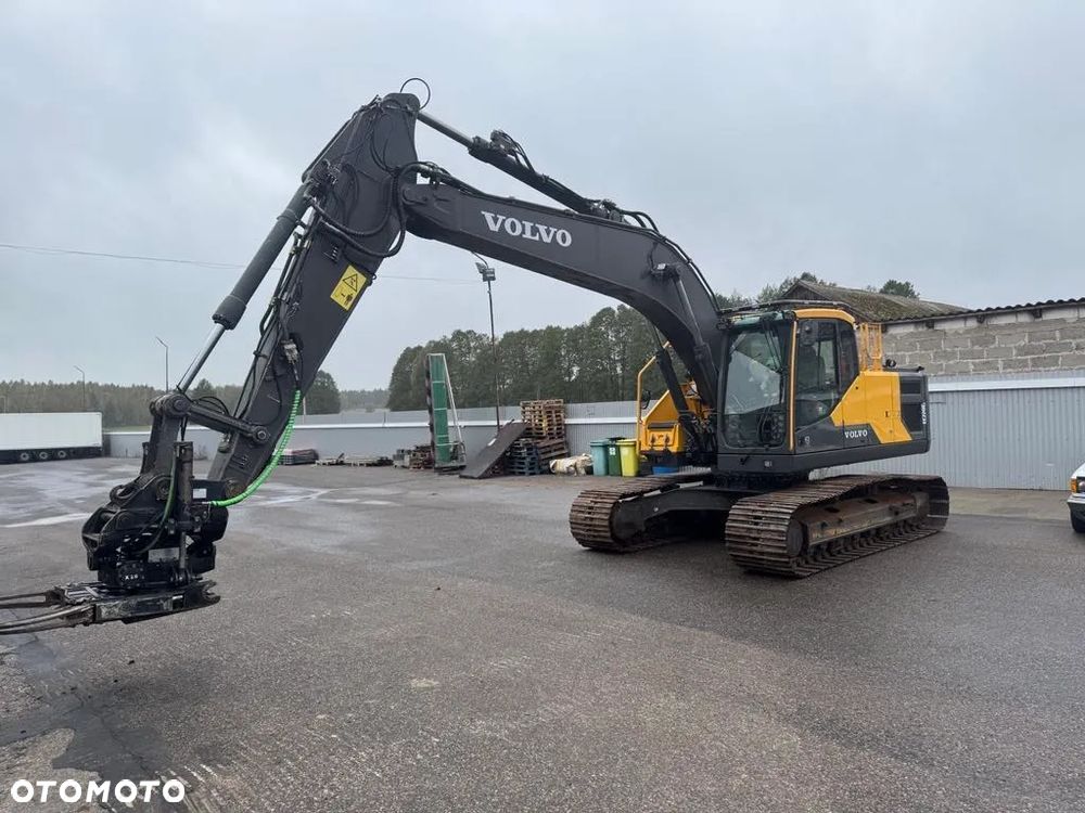 Volvo ec 220 el - 2