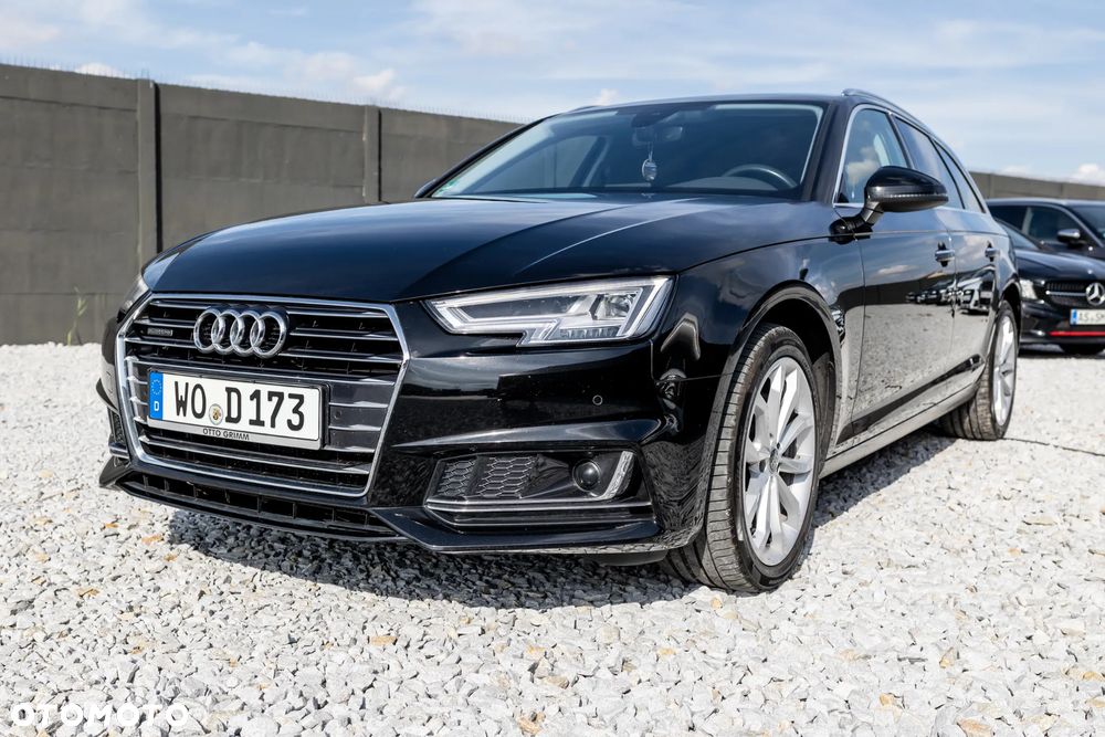 Audi A4 Avant 40 TDI quattro S tronic - 18