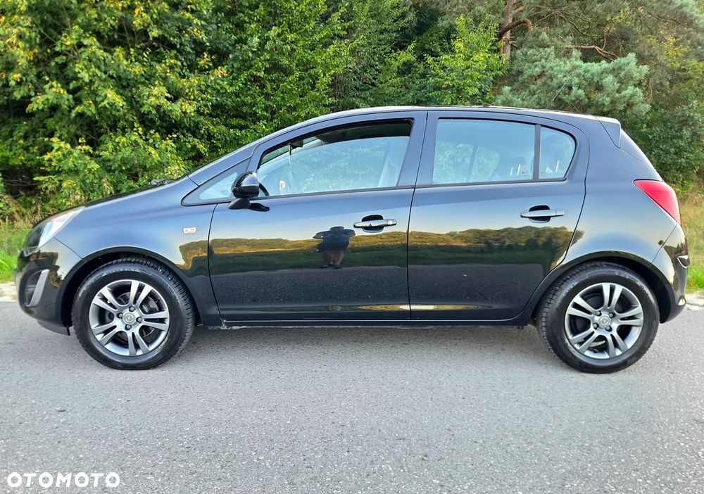 Opel Corsa 1.2 16V Enjoy - 10