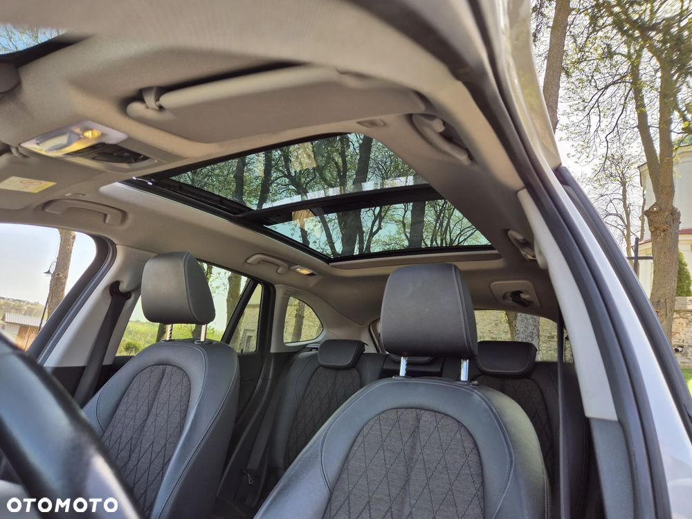 BMW X1 sDrive18d xLine - 13