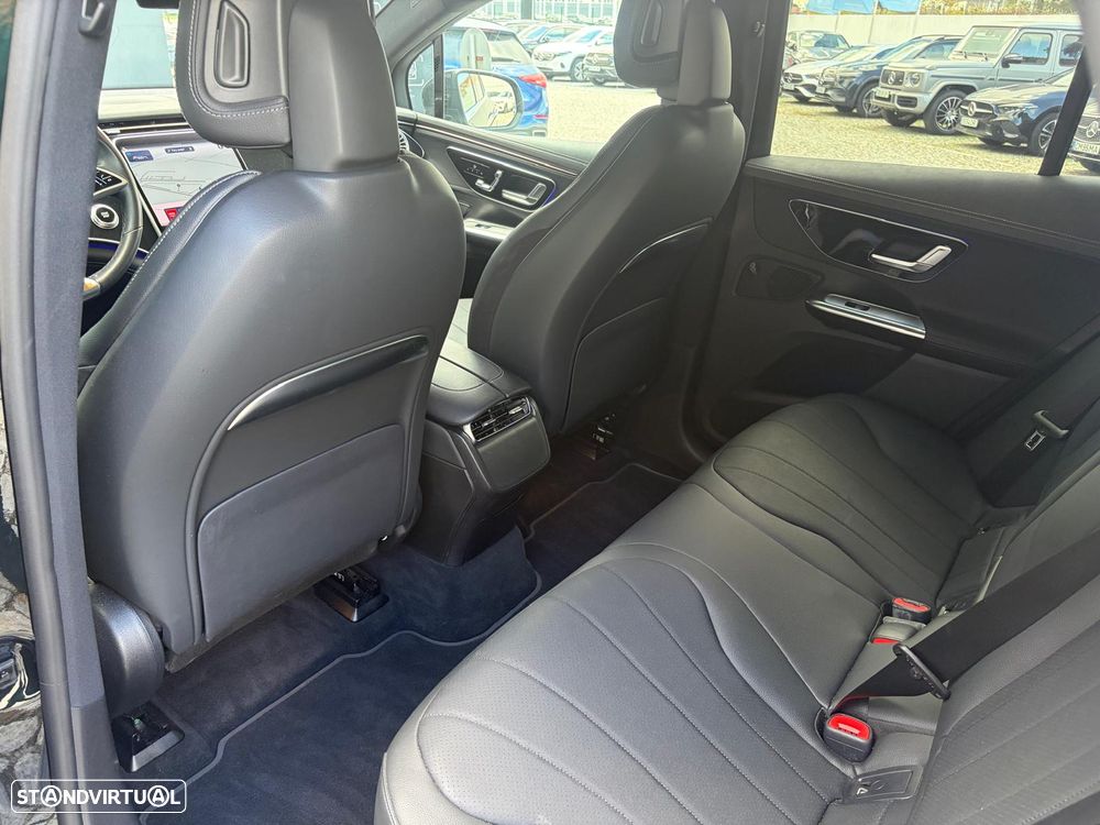 Mercedes-Benz EQE SUV 300 Edition - 13