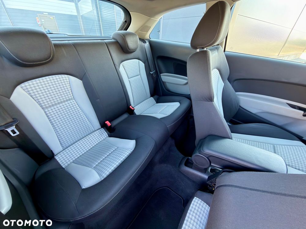Audi A1 3-drzwiowe 1.4 TFSI S tronic Attraction - 10