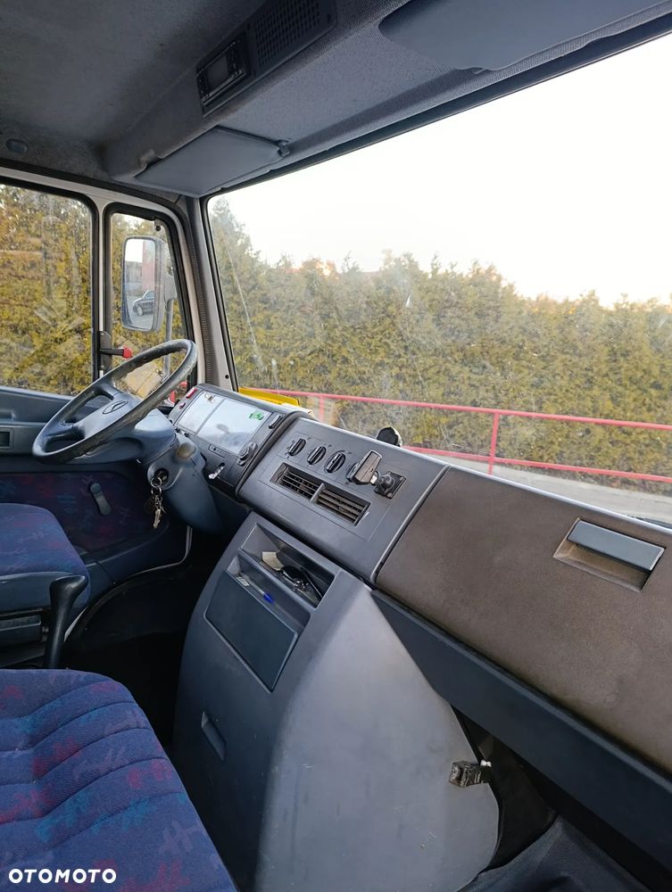 Mercedes-Benz Vario 814 - 9