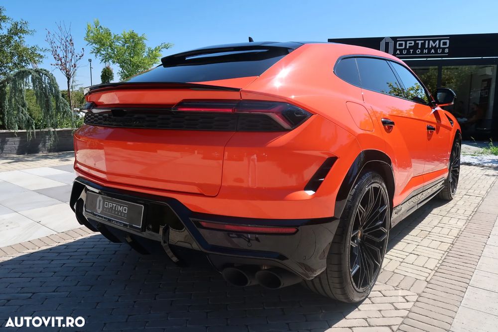 Lamborghini URUS - 7