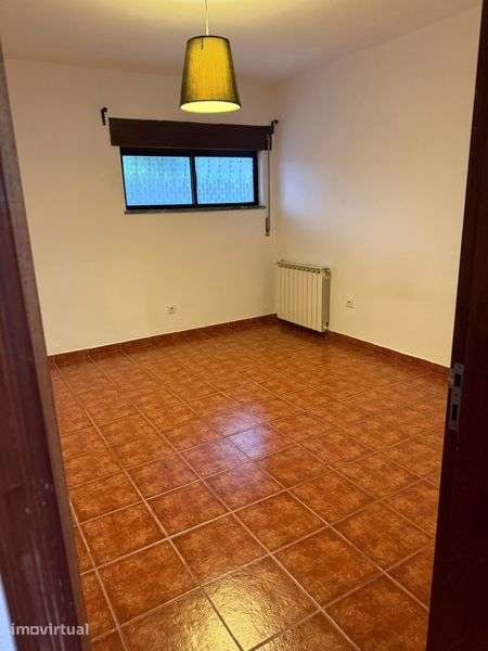Moradia T3 Mobiliada - Centro Viseu - Grande imagem: 3/7