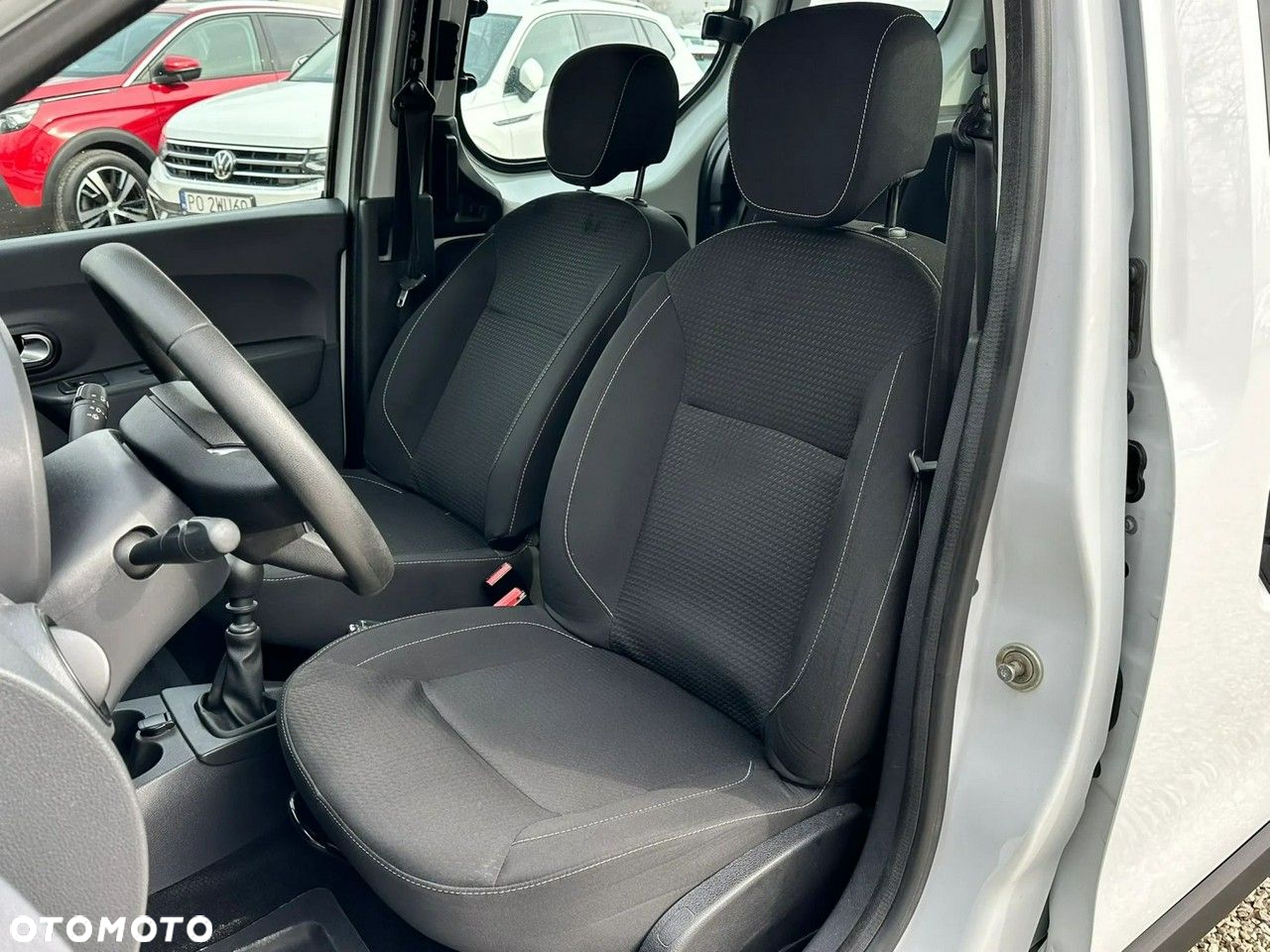 Dacia Dokker 1.5 Blue dCi Laureate - 11