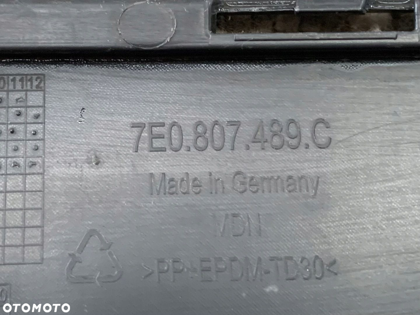 ATRAPA ZDERZAKA VOLKSWAGEN TRANSPORTER T6 15- - 7