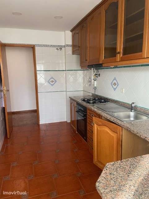 Excelente t3 na Cruz de Pau, Amora - Grande imagem: 2/19