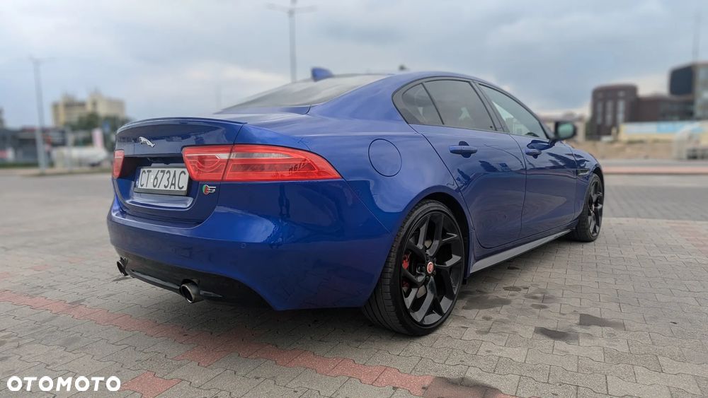 Jaguar XE S - 3