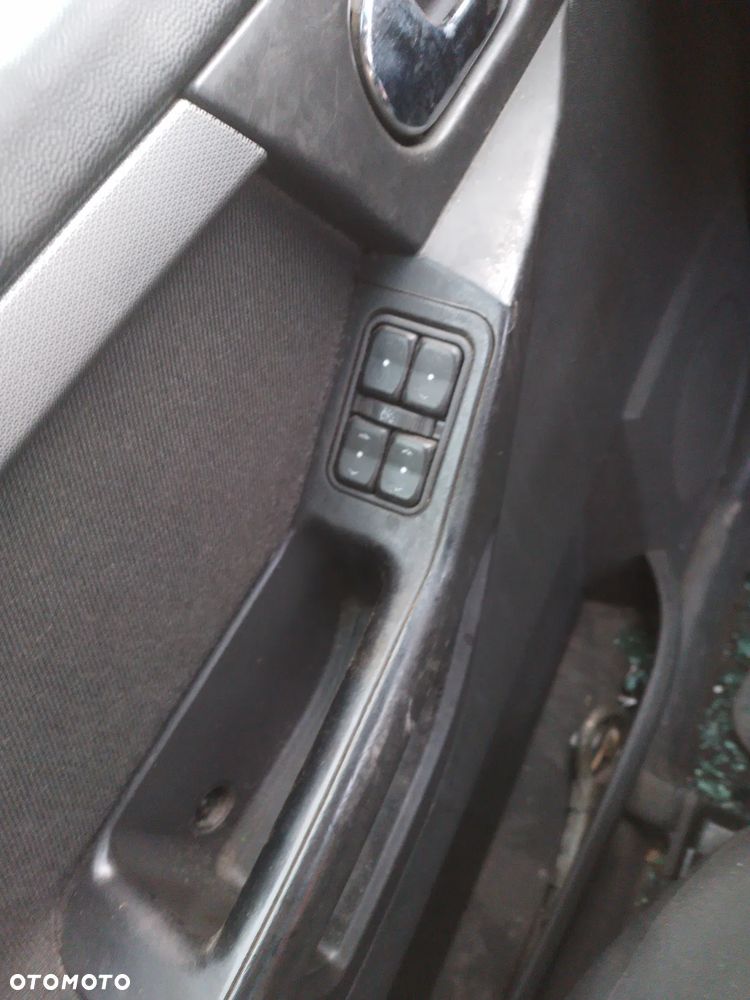 OPEL MERIVA A 02-05 1.7 Z17DTH -  RADIO ORYGINALNE - 22