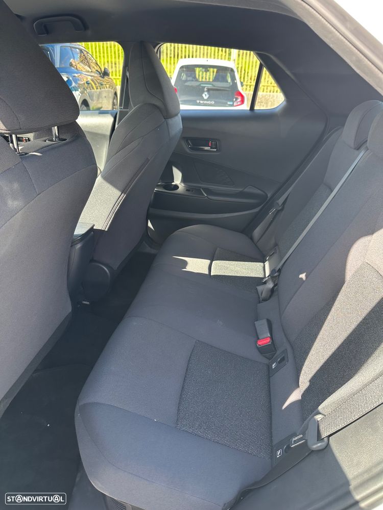 Toyota C-HR 1.8 HSD Comfort - 11