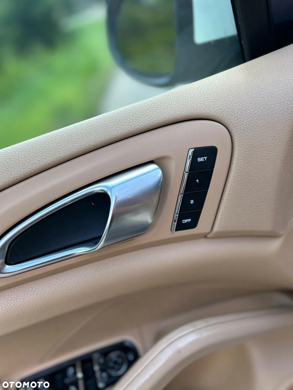 Porsche Cayenne - 17
