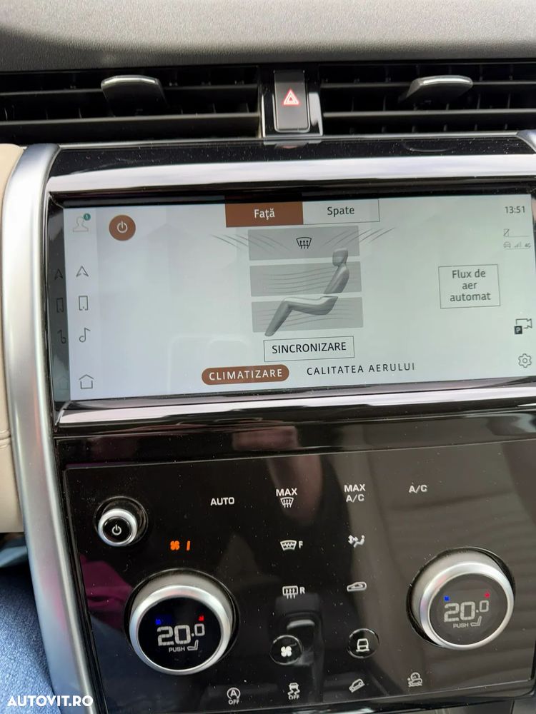 Land Rover Discovery Sport - 24