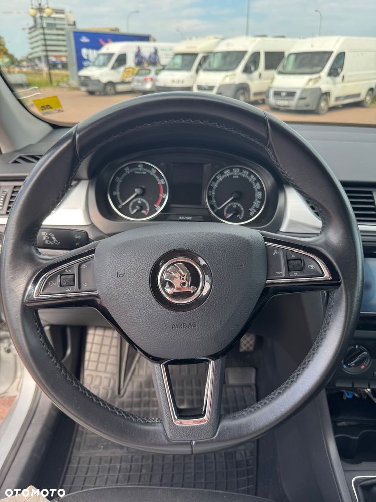 Skoda RAPID 1.0 TSI Ambition - 17