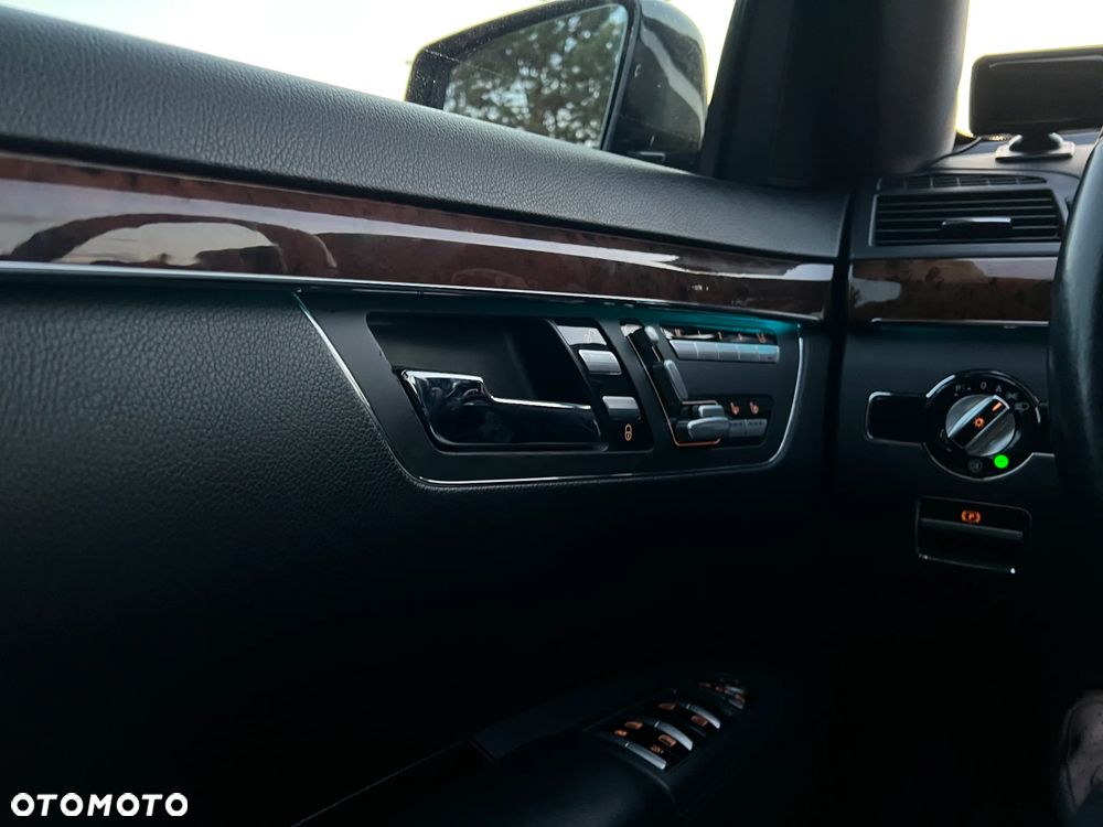 Mercedes-Benz Klasa S 400 Hybrid L - 26