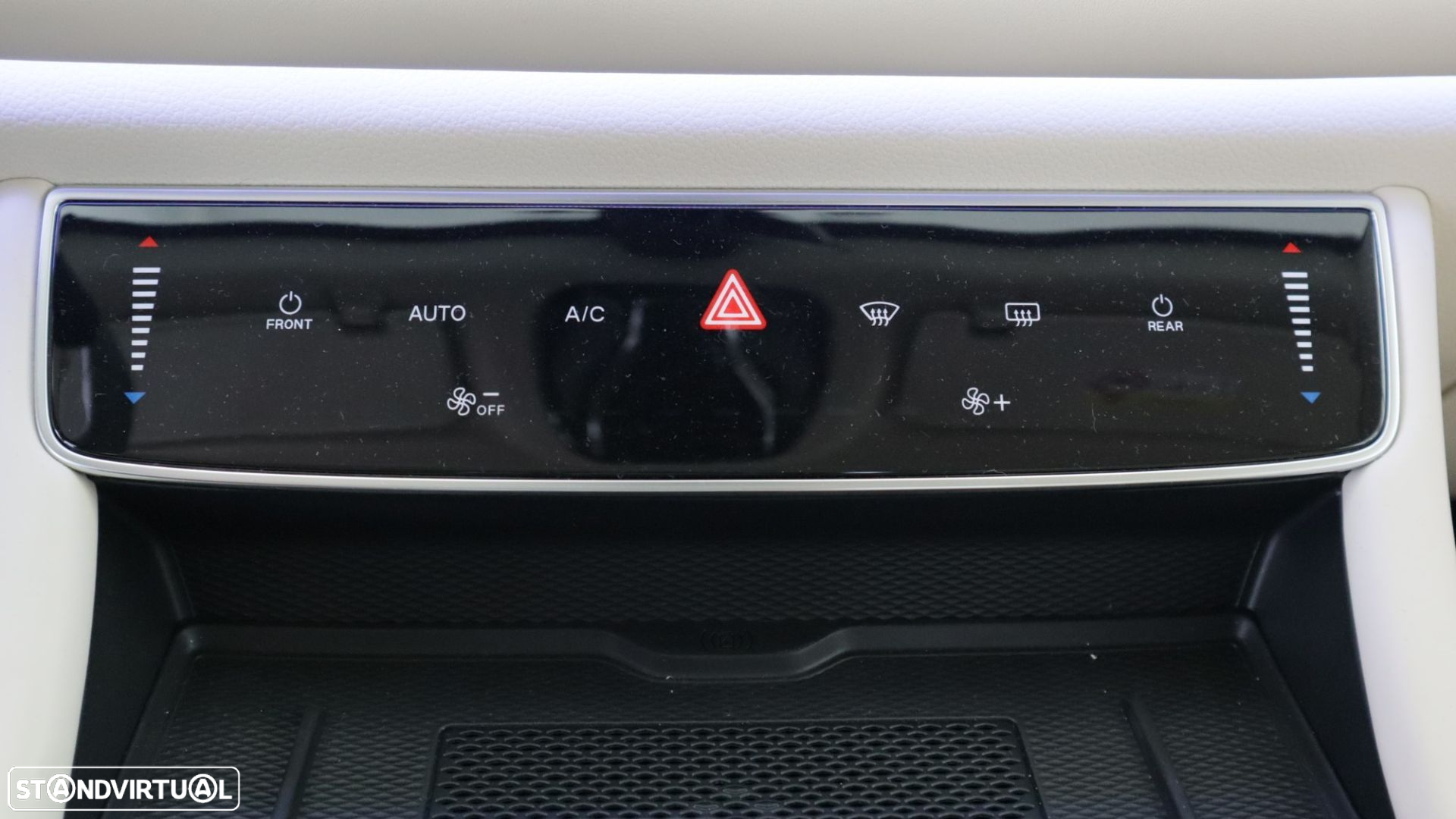 Voyah Dream 109 kWh Luxury - 19