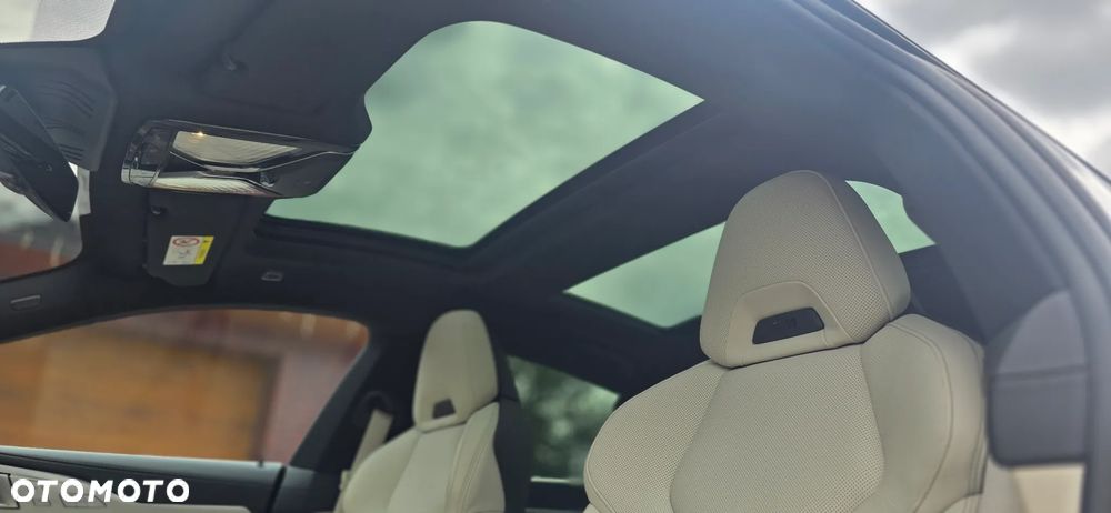 BMW Seria 8 - 37