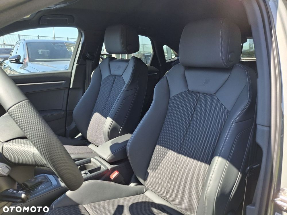 Audi Q3 Sportback - 24