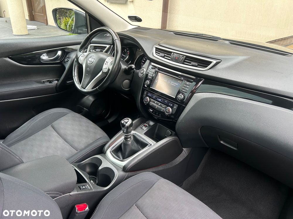 Nissan Qashqai 1.6 dCi 360 S&S - 23