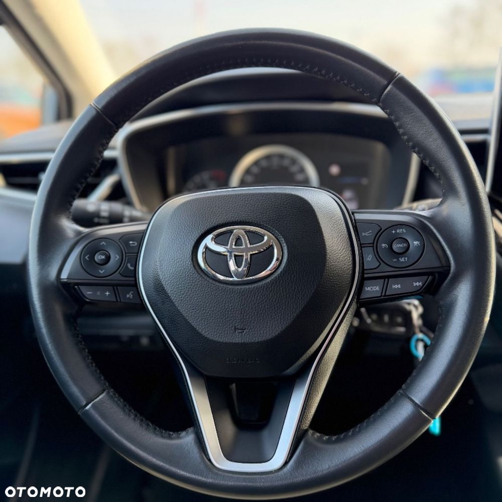 Toyota Corolla - 23
