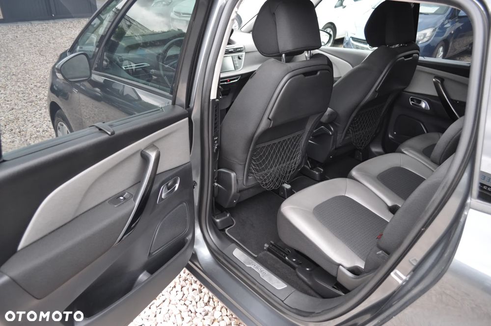Citroën C4 Picasso BlueHDi 150 EAT6 Exclusive - 19