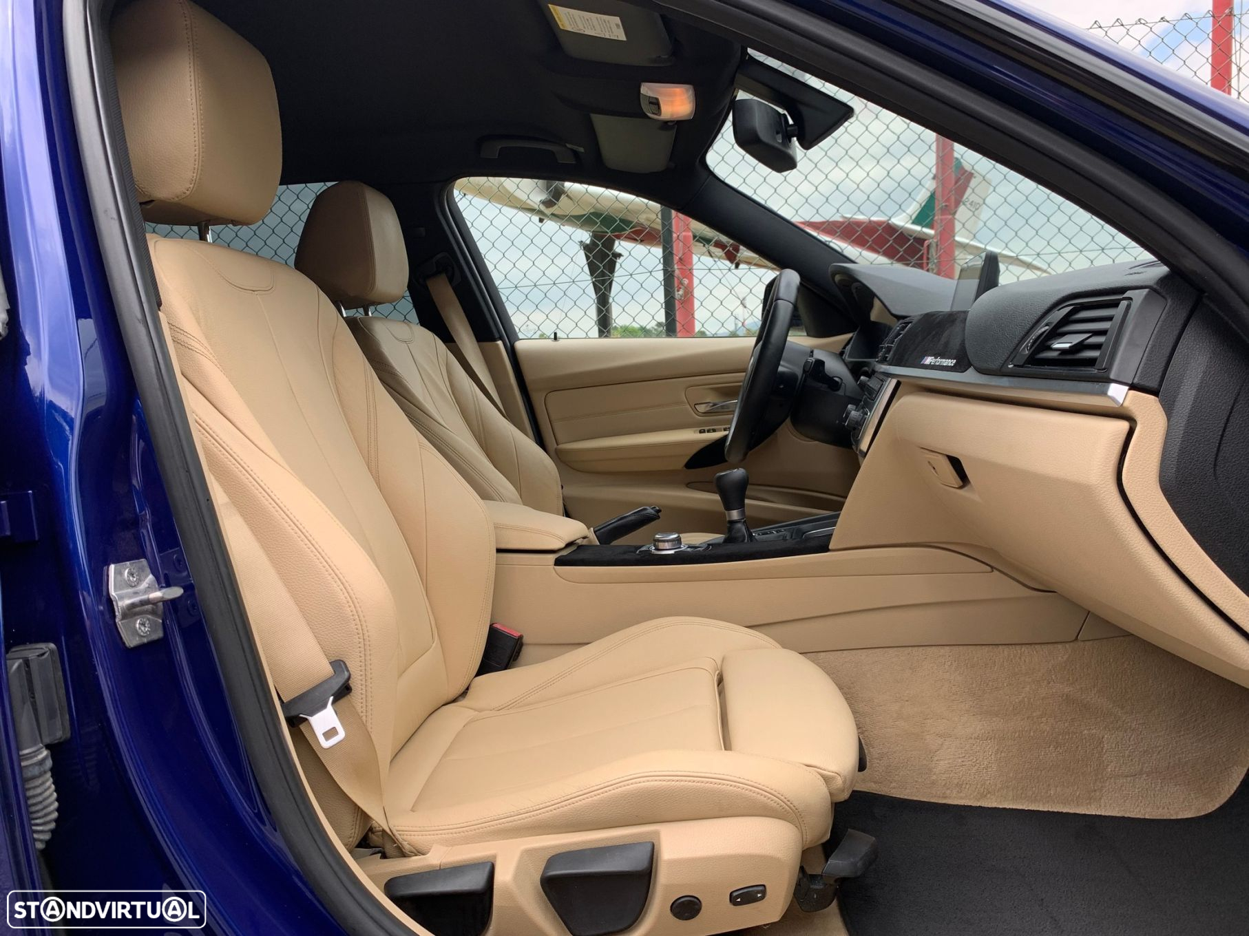 BMW 320 d Touring Pack M - 18