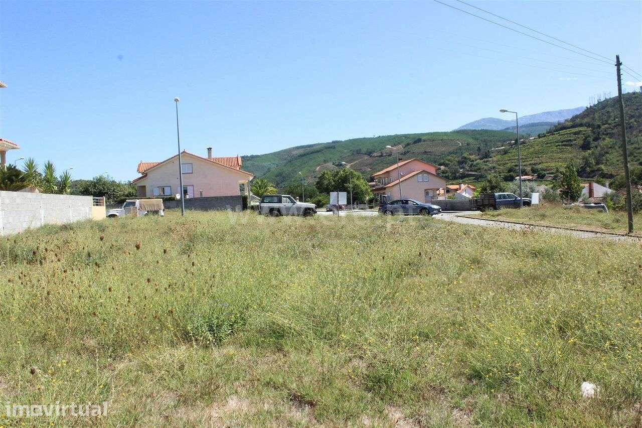 Lote / Seia, Sandomil - Grande imagem: 2/9