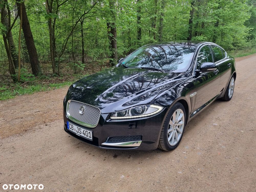 Jaguar XF 3.0 V6 D Premium Luxury - 1