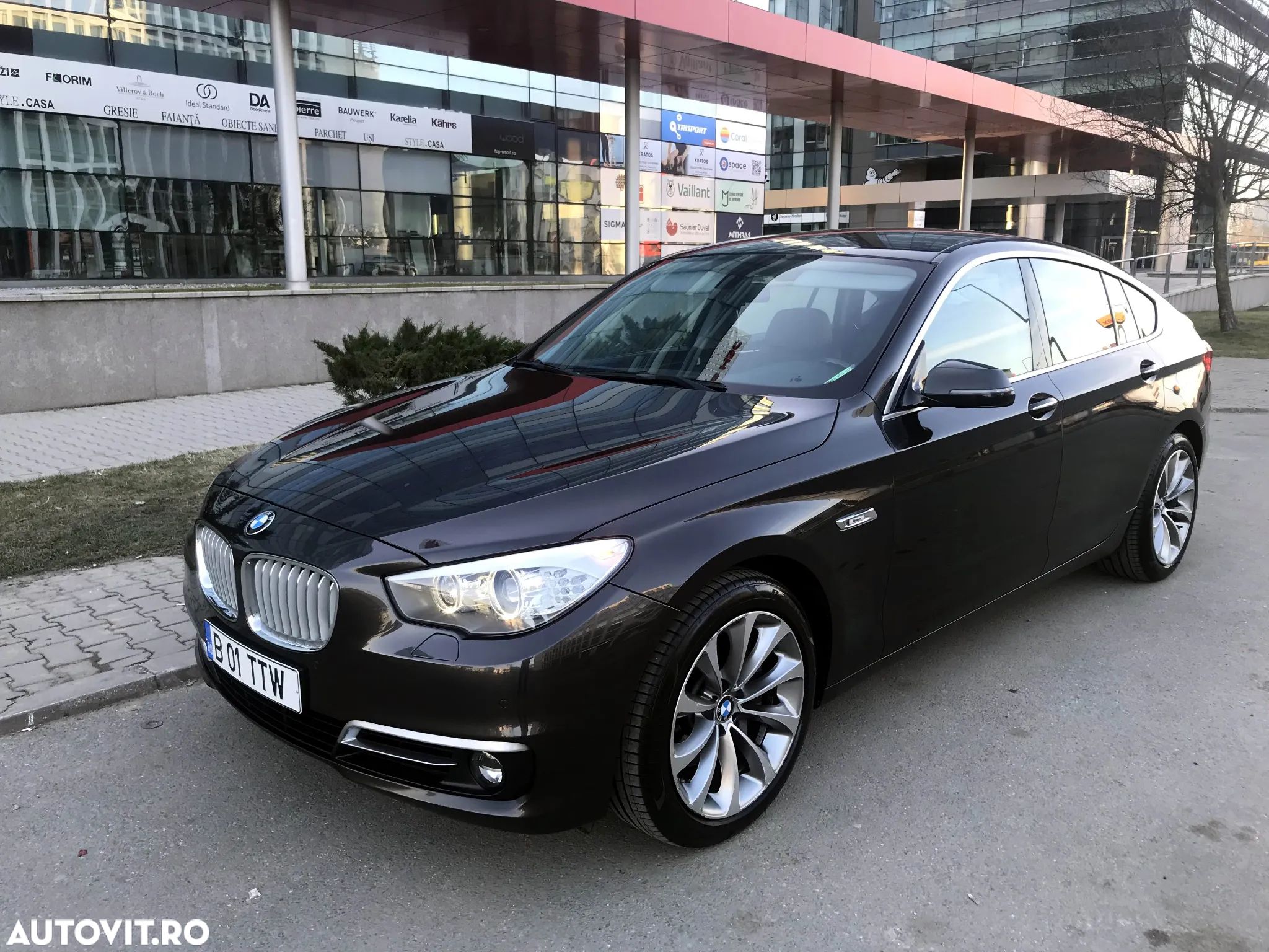 BMW Seria 5 520d Aut. Modern Line - 1