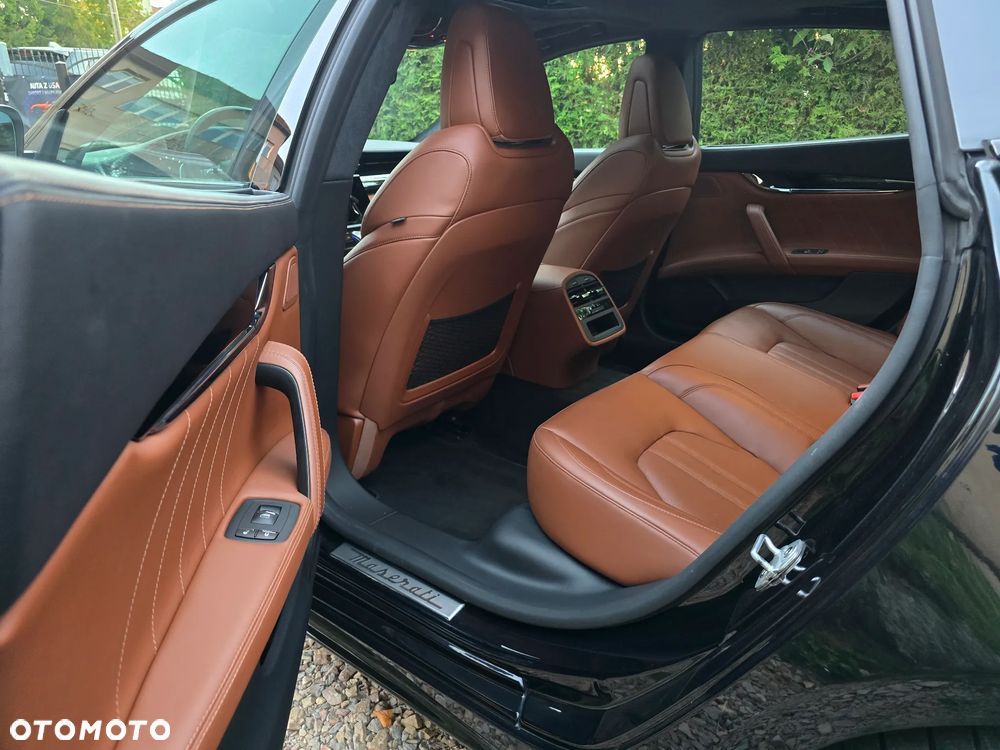 Maserati Quattroporte Modena - 22