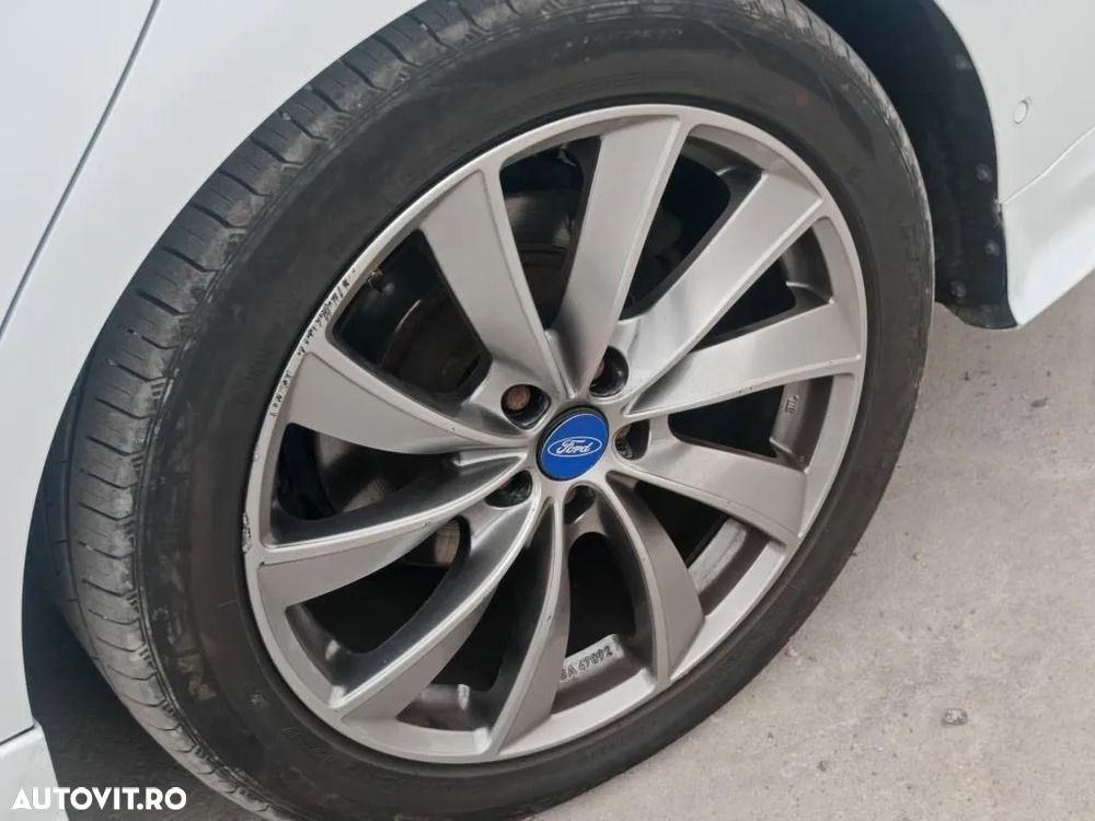Ford S-Max 2.0 EcoBlue ST-Line - 32