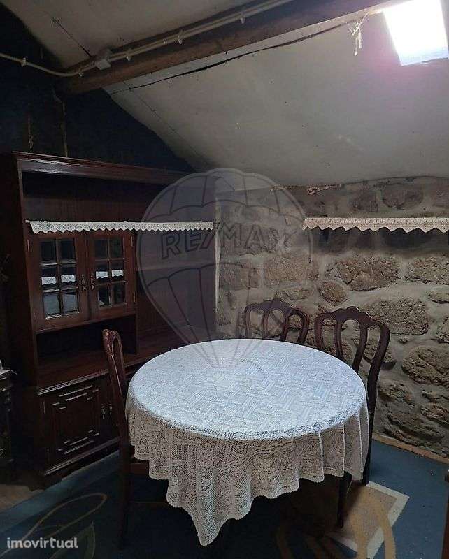 Moradia T1 para venda - Grande imagem: 2/14