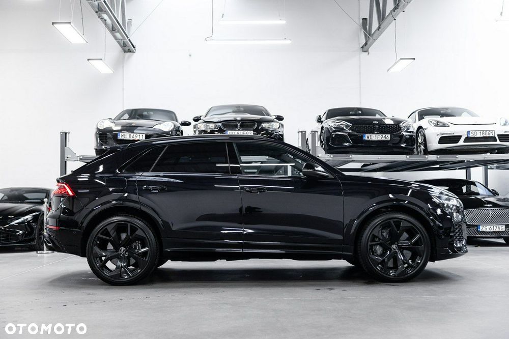 Audi RS Q8 - 6