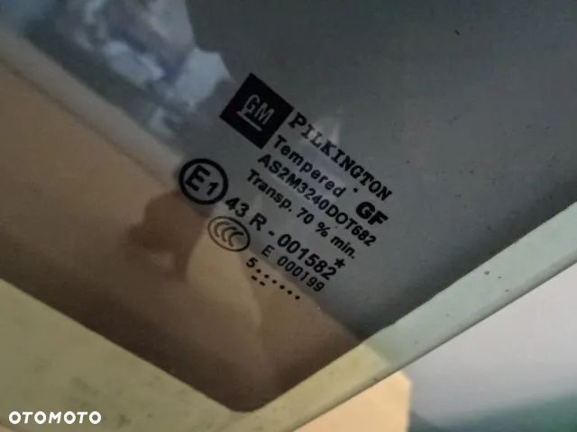 SZYBA DRZWI LEWY TYŁ OPEL ZAFIRA B NR1002 - 2